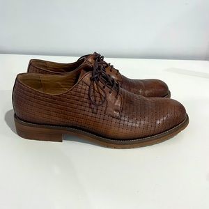 Krusdan brown men’s shoes. Size 7. Brown. Like new!